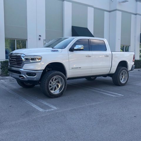 2019 Dodge Ram 1500 White Fuel Off-Road Forged FF39 Wheel | Wheel Front