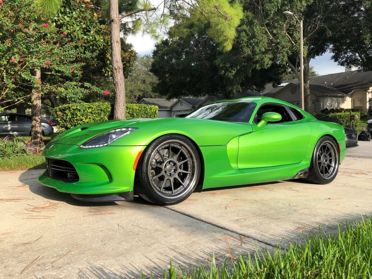 Dodge Viper Green Forgeline Rebel Wheel Wheel Front