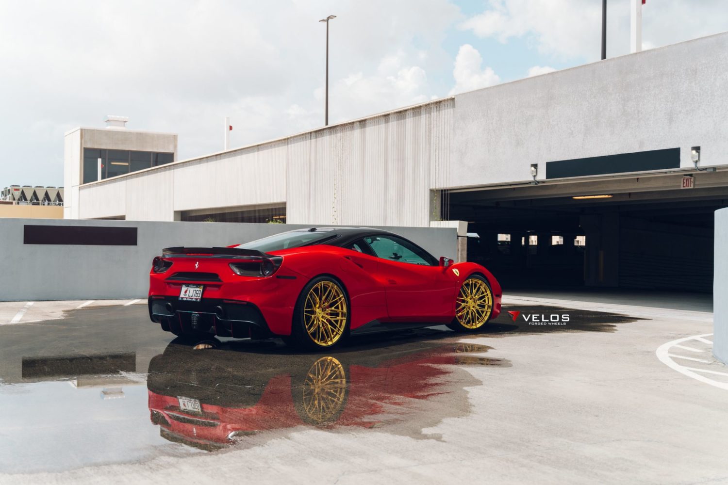 Ferrari 488 GTB Red with Gold Velos VXS00 1PC Aftermarket Wheels Wheel ...