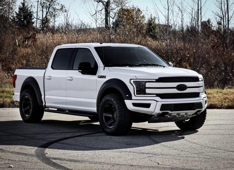 Ford F-150 White Black Rhino Raze | Wheel Front