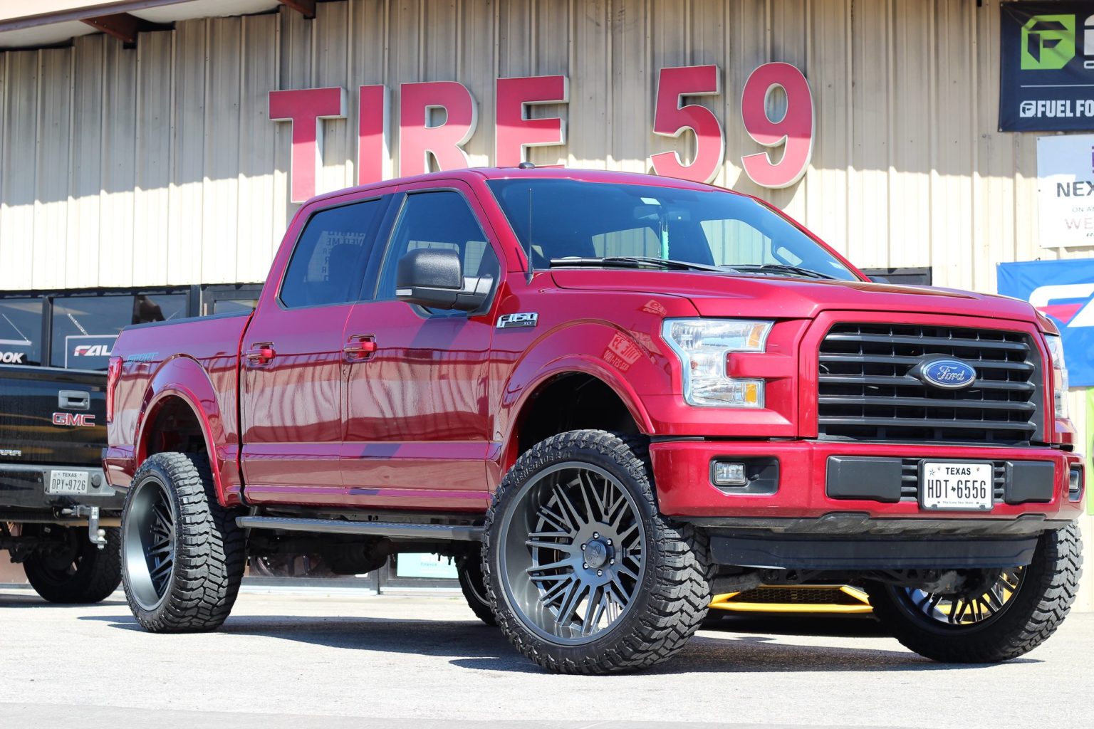 Red F150 Rims Ford F-150 Red Cali Off-Road 9109 Rawkon | Wheel Front