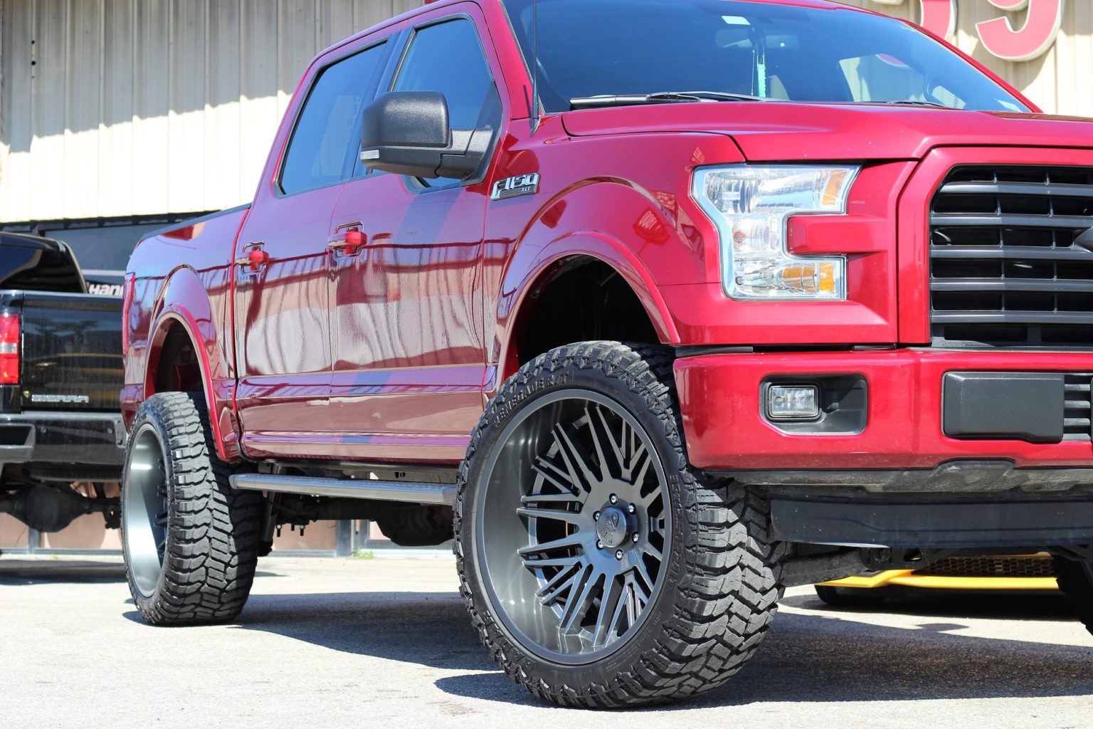 Red F150 Rims Ford F-150 Red Cali Off-Road 9109 Rawkon | Wheel Front