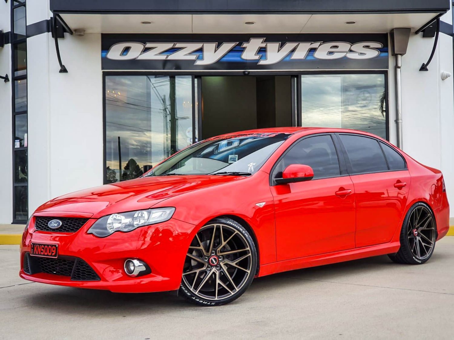 Ford Falcon FG Red Hussla Jacques Wheel | Wheel Front