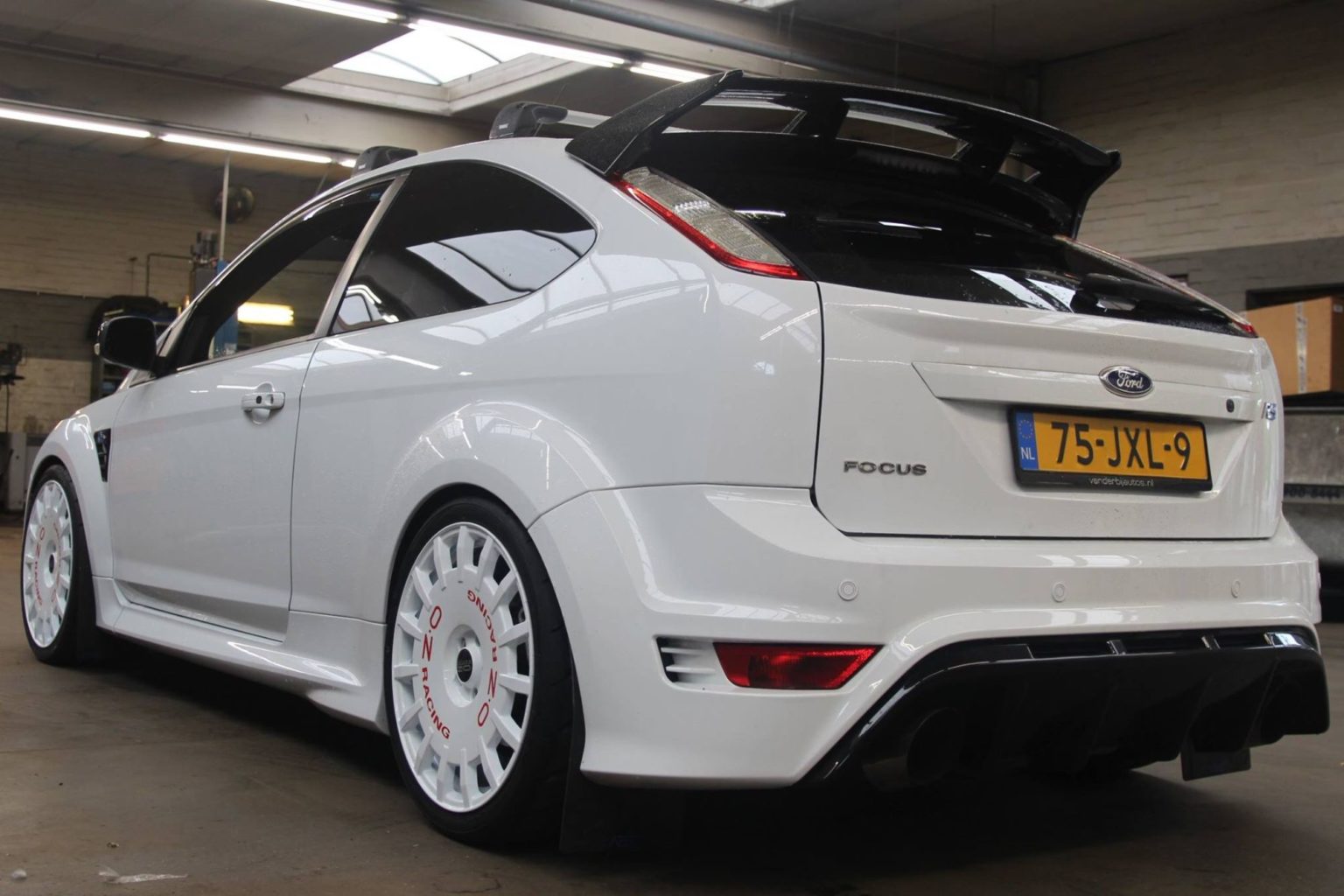 Ford Focus Rs Mk White Oz Rally Racing Wheel Wheel Front