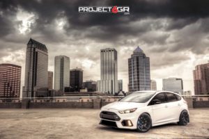 ford-focus-rs-white-project-6gr-seven-wheels-2