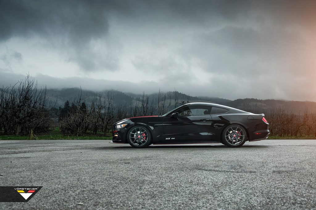 ford-mustang-vorsteiner-v-ff-101-flow-forged-wheels_23013757490_o-2