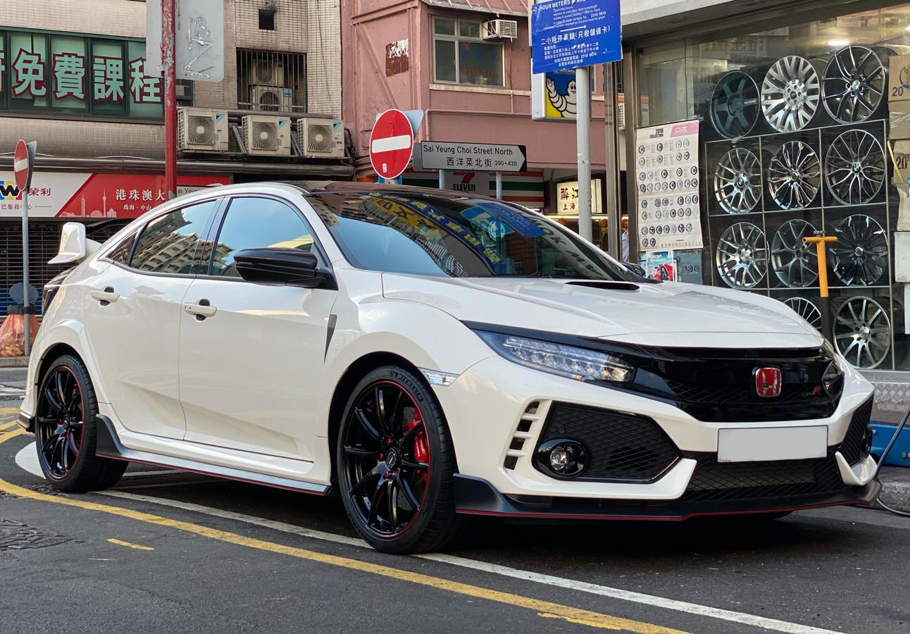 Honda Civic Type-R FK8 White Rays Gram Lights 57Transcend REV