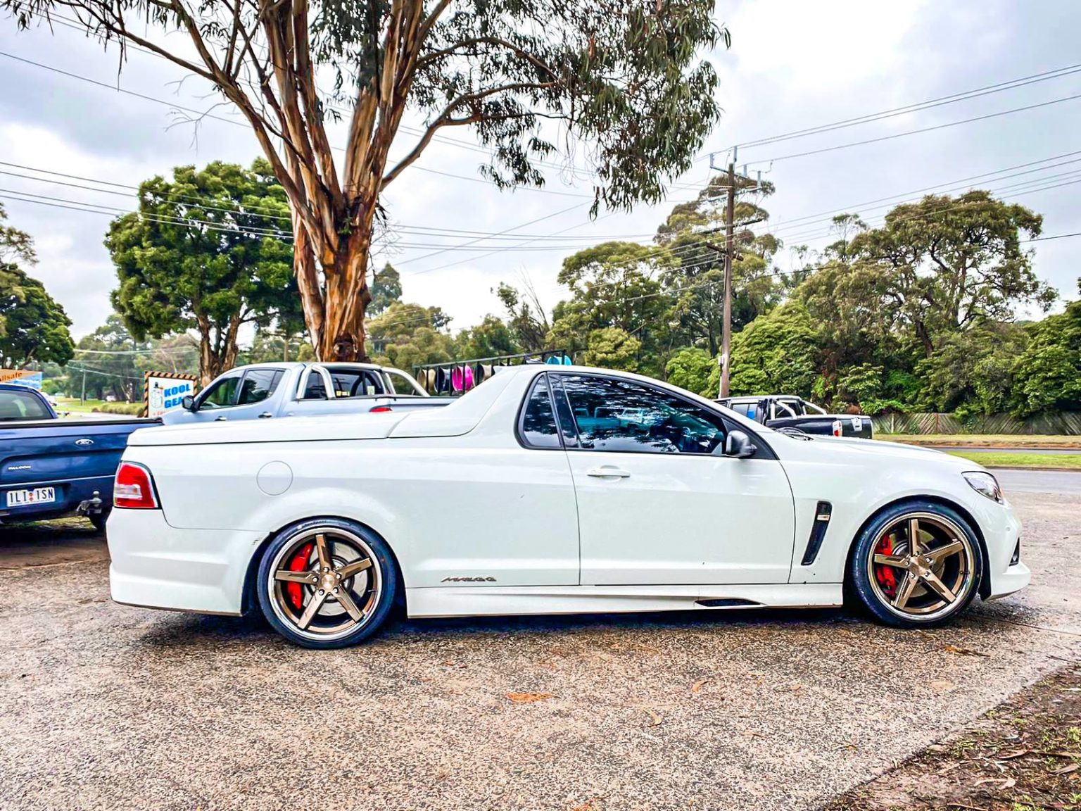 Hsv Commodore Vf Maloo R White Vertini Rfs Wheel Wheel Front