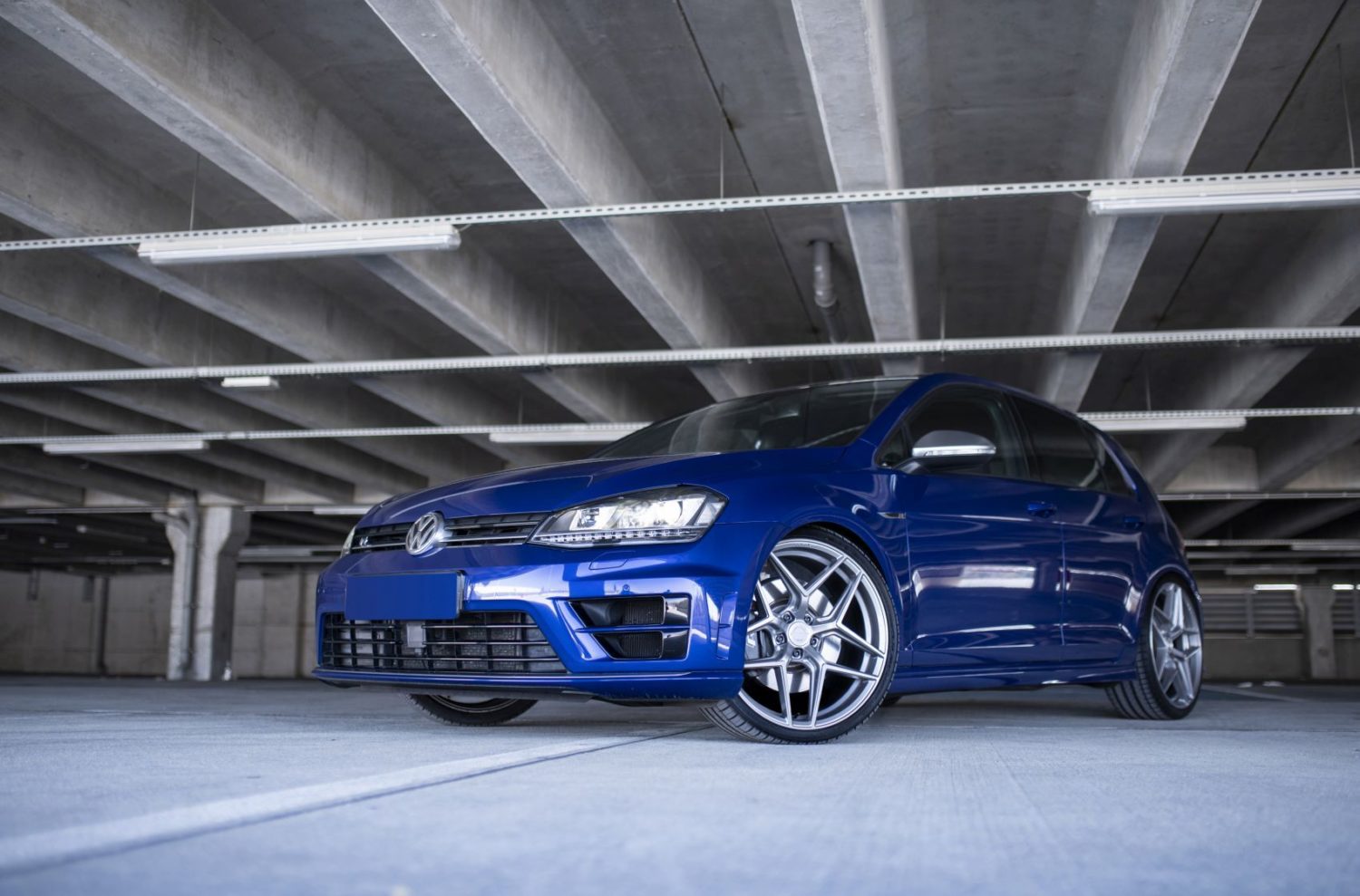 Volkswagen Golf R 7 Aftermarket Wheel Gallery | Wheel Front
