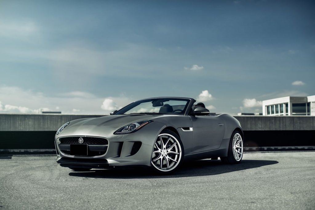 Jaguar F-Type Silver Ferrada FR2 | Wheel Front