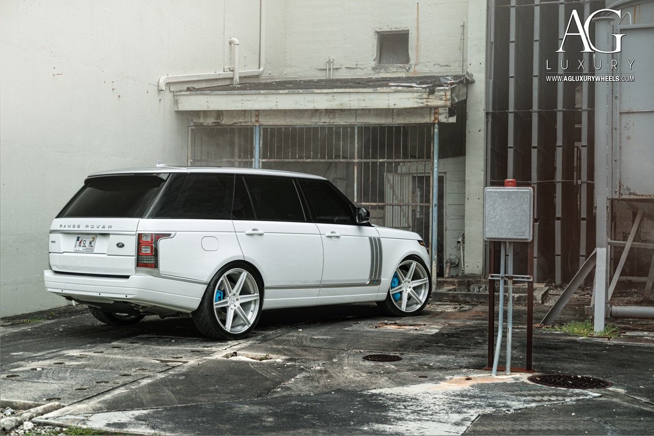 land-rover-range-rover-agl22-monoblock-gloss-white-brushed-accents-3