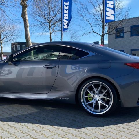Lexus RC300h Grey Ferrada FR2 | Wheel Front
