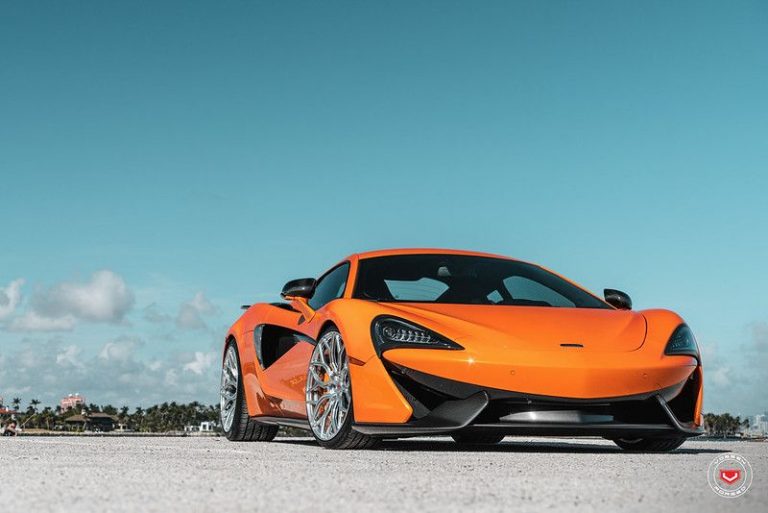 True Scale 1:43 McLaren 570S RHD orange TSM430114 modèle voiture