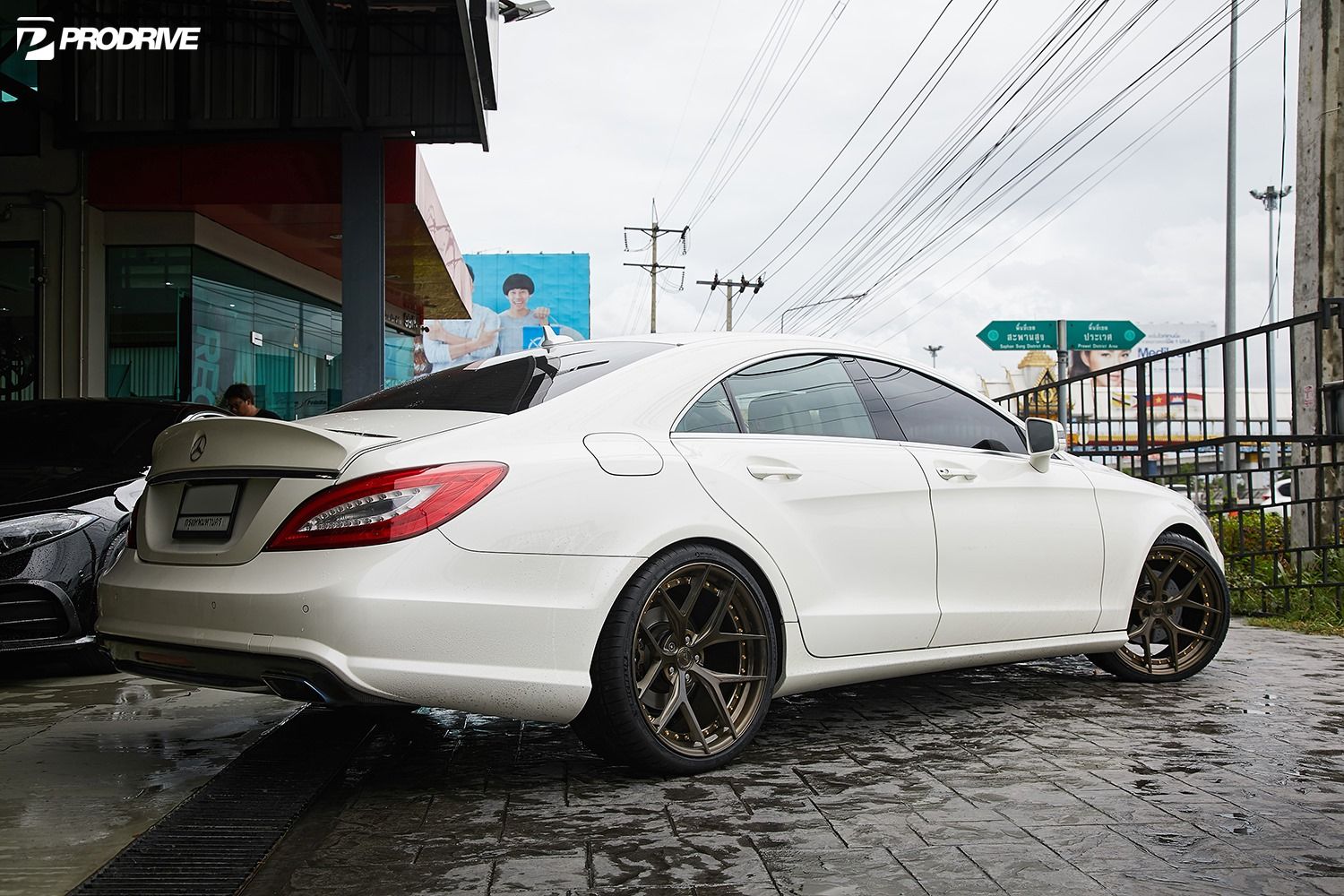 MercedesBenz CLS W218 White with BC HCS21S