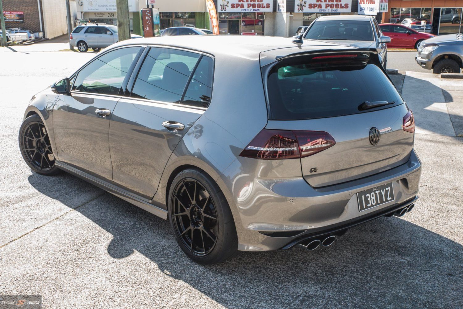 Volkswagen Golf R 7 Grey Koya SF13 | Wheel Front