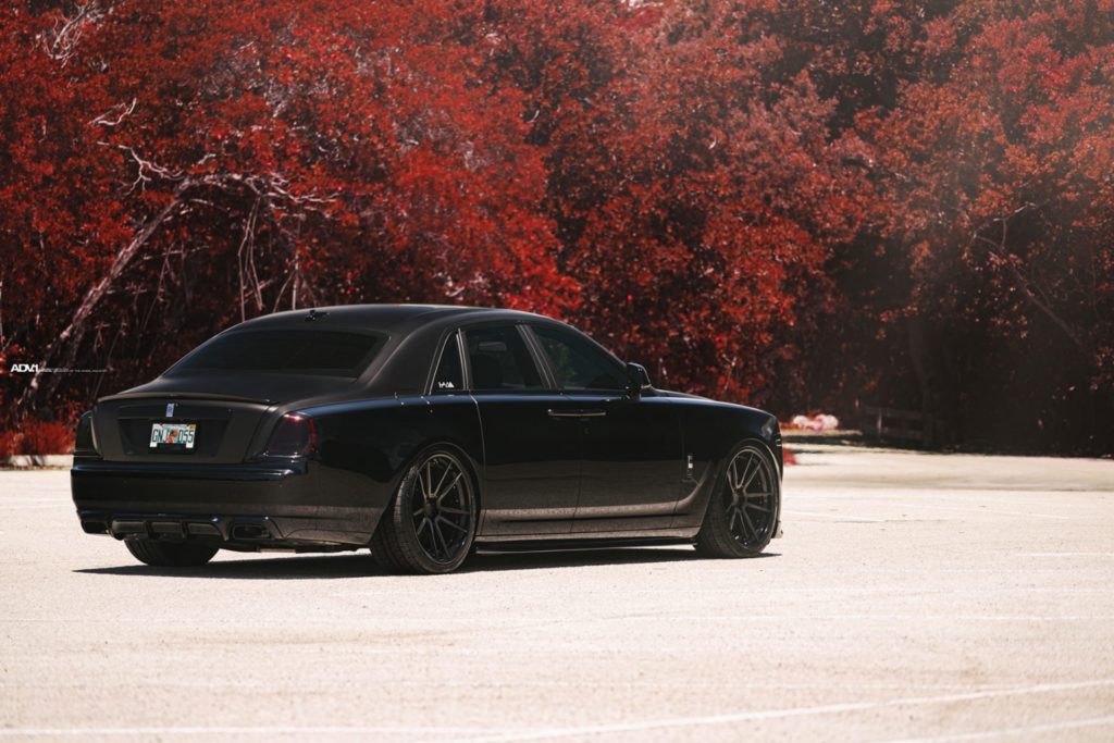 murdered-out-black-rolls-royce-ghost-custom-rims-adv1-wheels-c