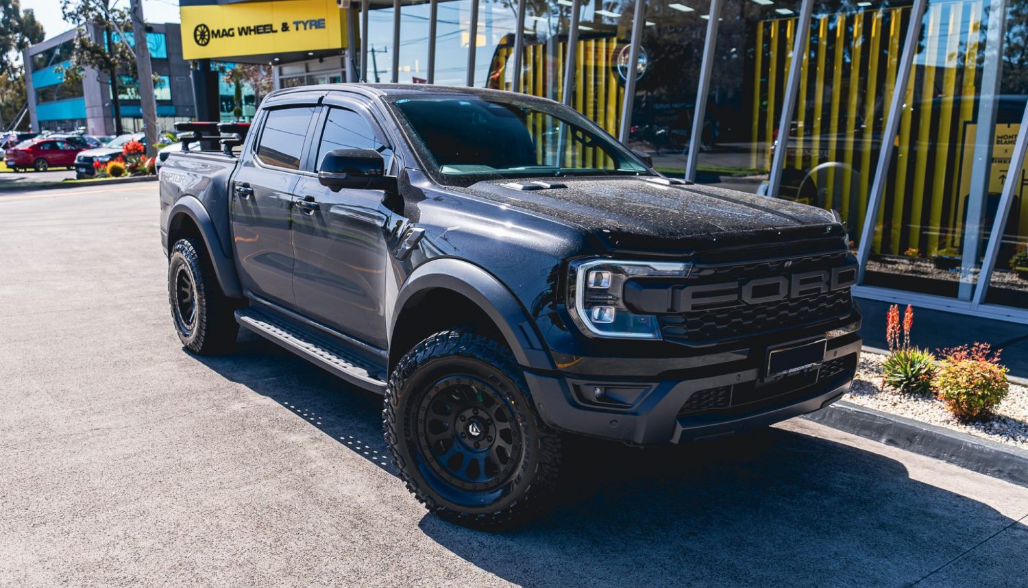 Ford Ranger Next-Gen Black Fuel Off-Road Vector D579 | Wheel Front