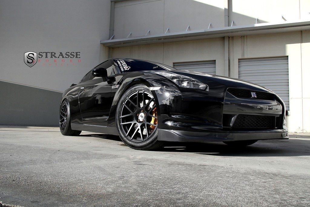 nissan_gtr14_1