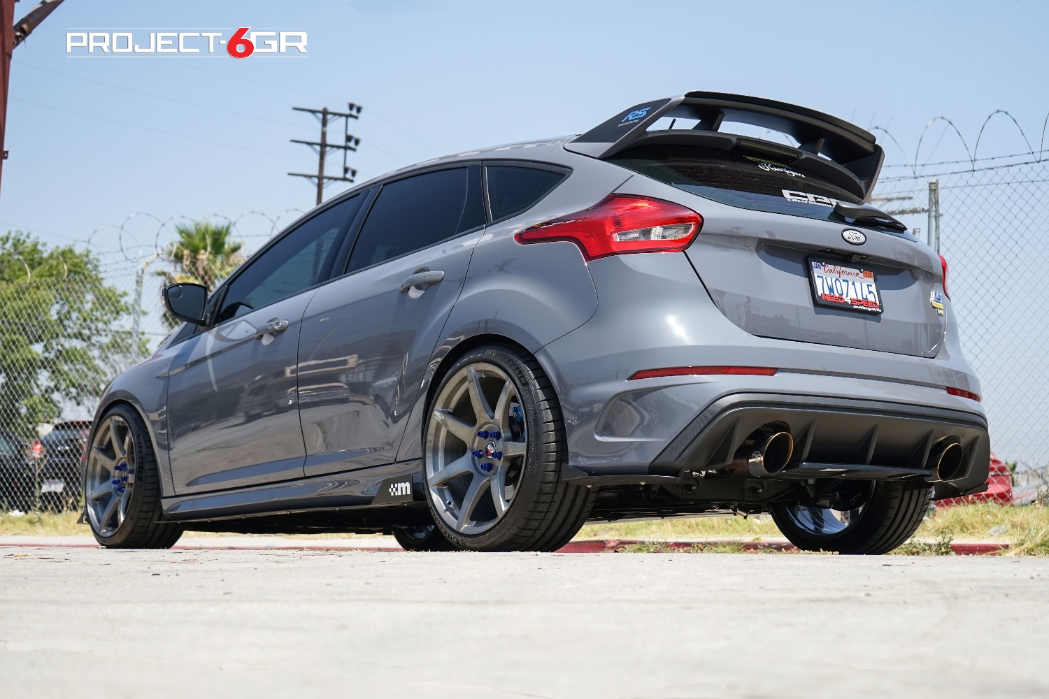 project-6gr-wheelsbrushed-titanium-ford-focus-rs-19x95-19x10-07_34796262934_o