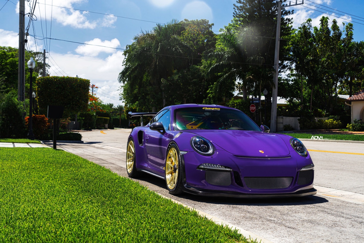 purple-porsche-gt3-rs-gold-forged-wheels-centerlock-rims-c