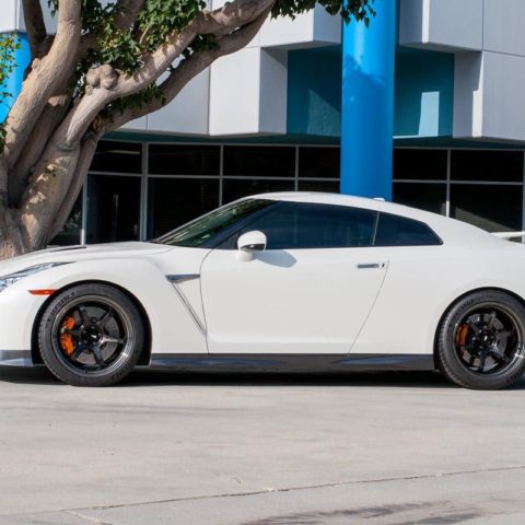 Nissan GT-R R35 White Advan R6 | Wheel Front
