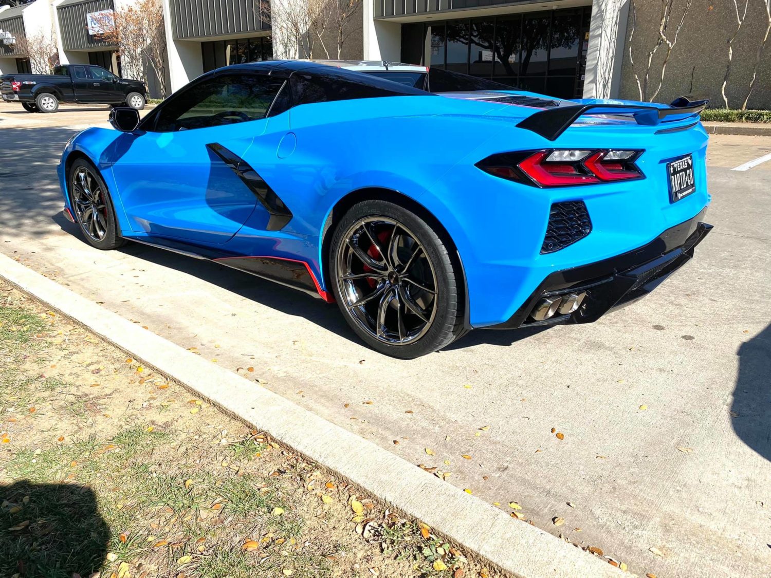 Chevrolet Corvette C8 Stingray Rapid Blue Forgeline Flow Formed F01 ...