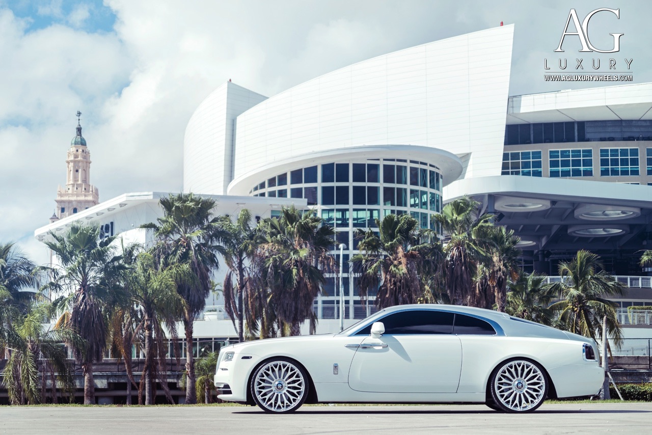 rolls-royce-wraith-agl30-gloss-white-polished-accents-3