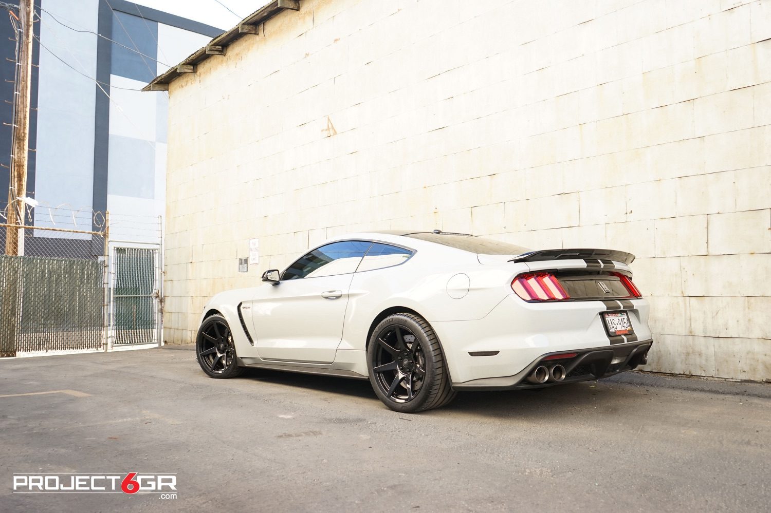 shelby-gt350-project-6gr-gloss-black-7-spoke-wheels-2