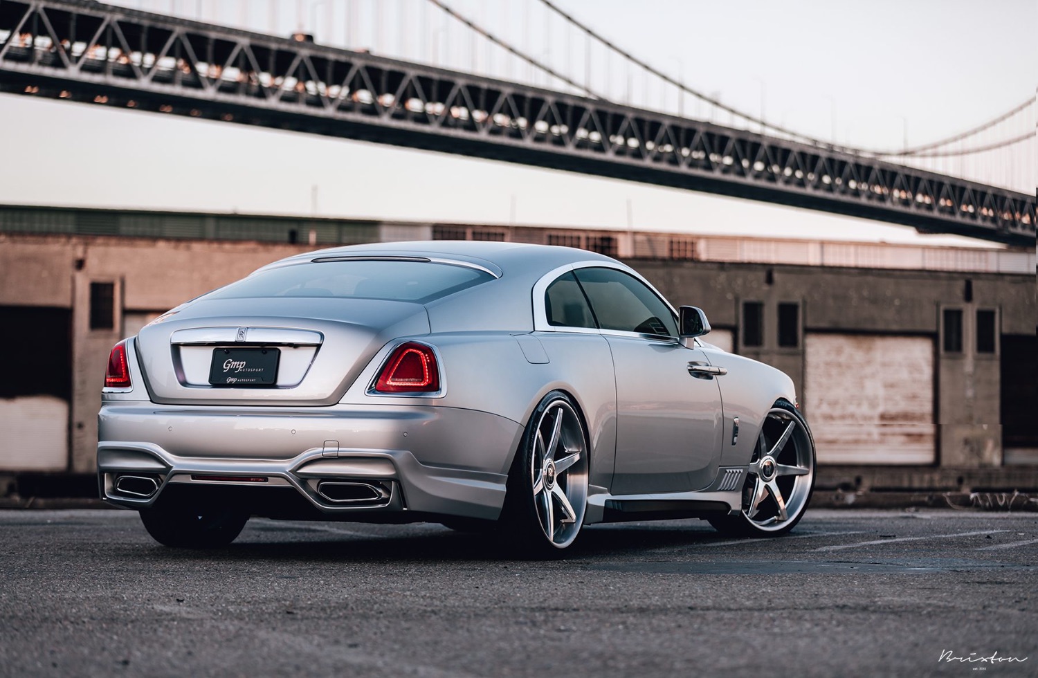silver-rolls-royce-wraith-brixton-forged-s60-targa-series-forged-wheels-brushed-gloss-08-1800x1176