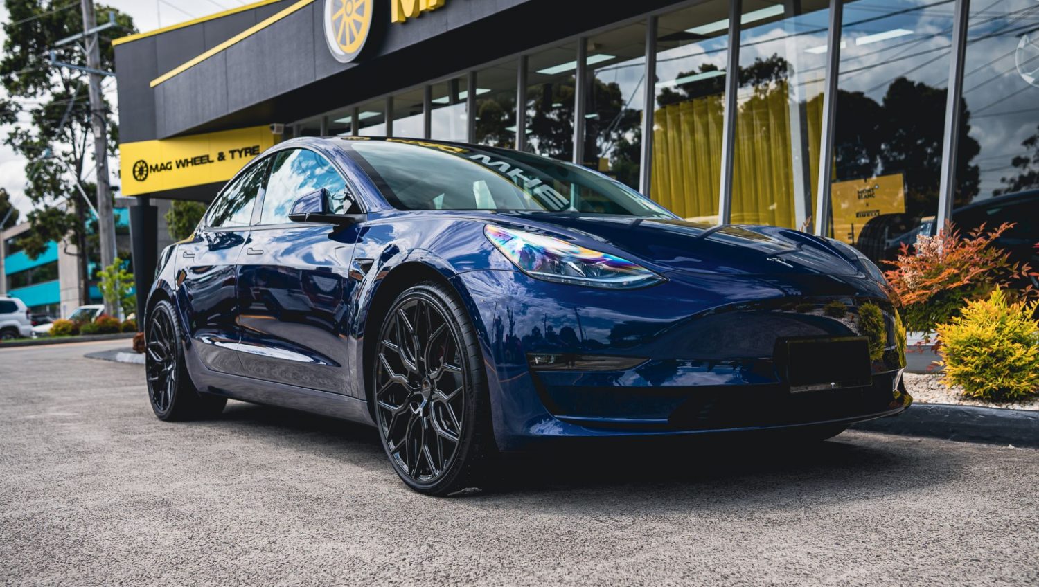 Tesla Model 3 Blue Vossen HF-3 | Wheel Front