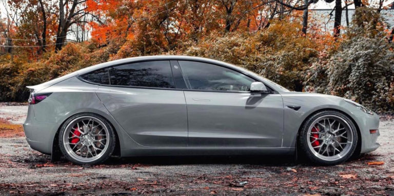 Tesla Model 3 Grey Signature SV602 Wheel Front