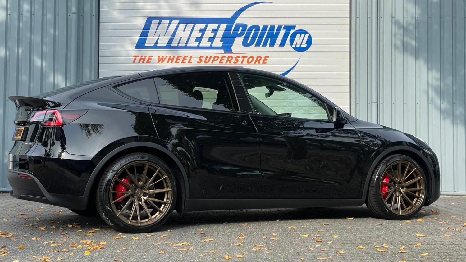 Tesla Model Y Black Vossen HF-4T | Wheel Front