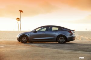 tesla-model3-vmr-v801-3