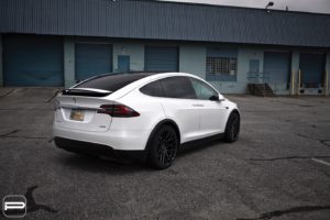teslamodelxwhitepurfl25matteblack1