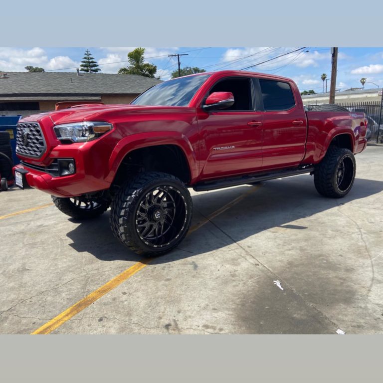 Toyota Tacoma Red TIS 544BM Wheel | Wheel Front