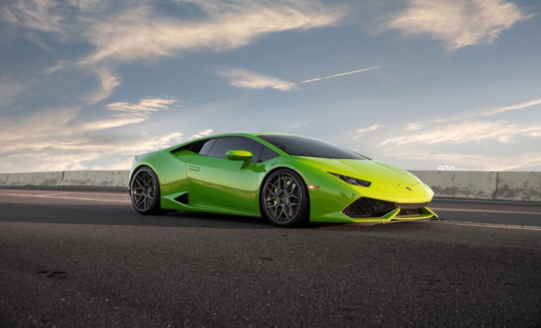 Lamborghini Verde Mantis