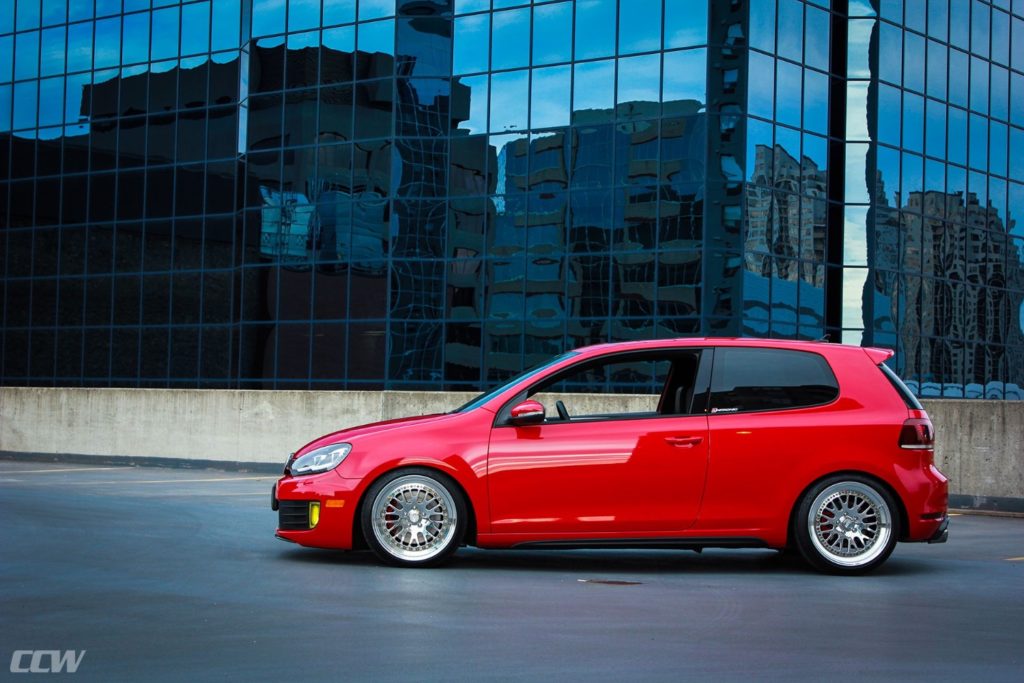 Volkswagen Golf r mk6 красный