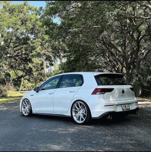 Volkswagen Golf GTI Mk8 White BC Forged RZ02 Wheel Front