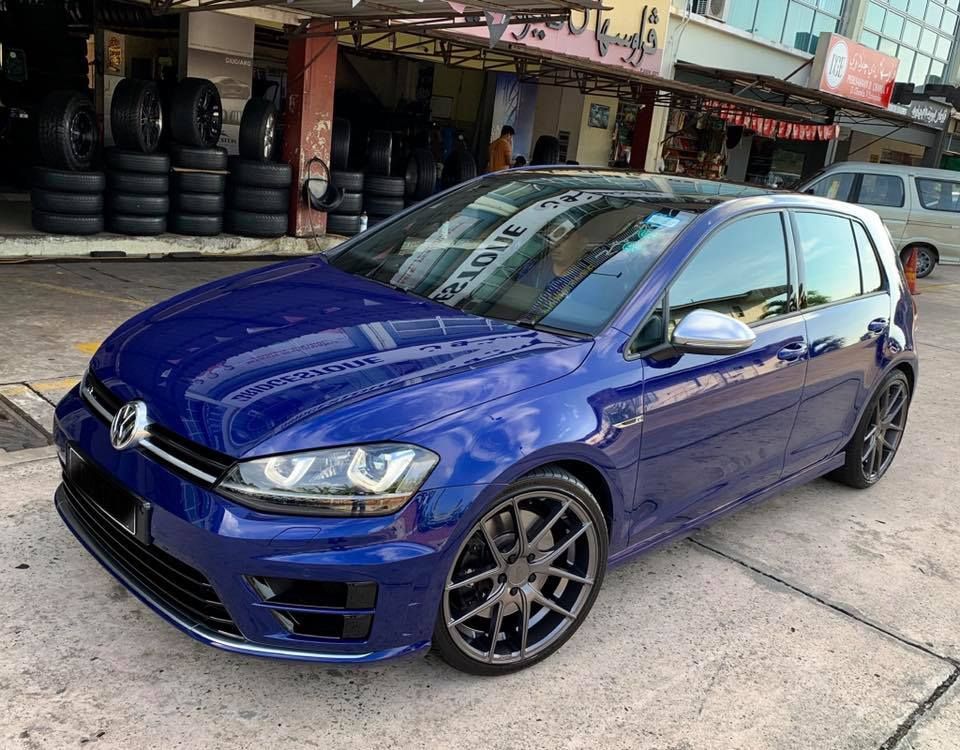 Volkswagen Golf R 7 Blue with Niche Targa M129 Aftermarket Wheels Wheel ...