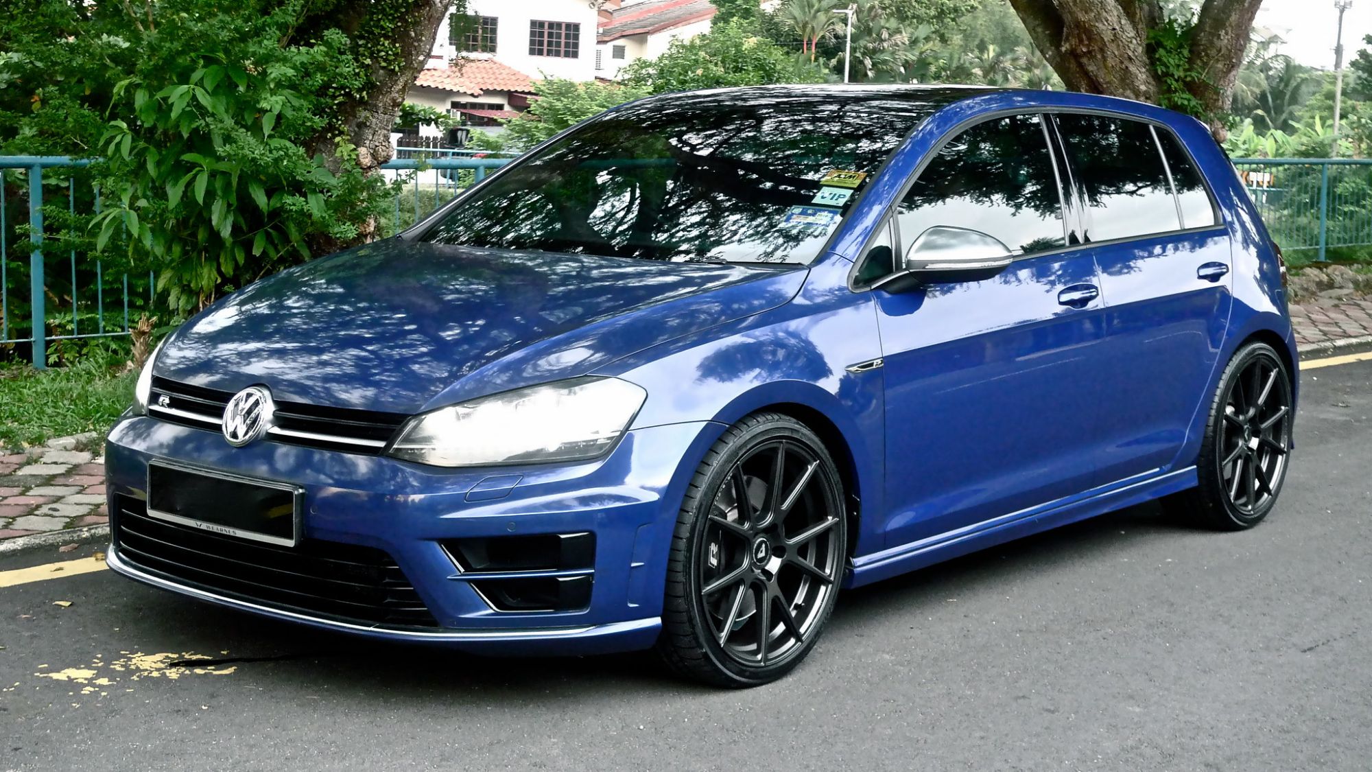 Volkswagen Golf R 7 Blue with Vorsteiner V-FF 106 Aftermarket Wheels ...