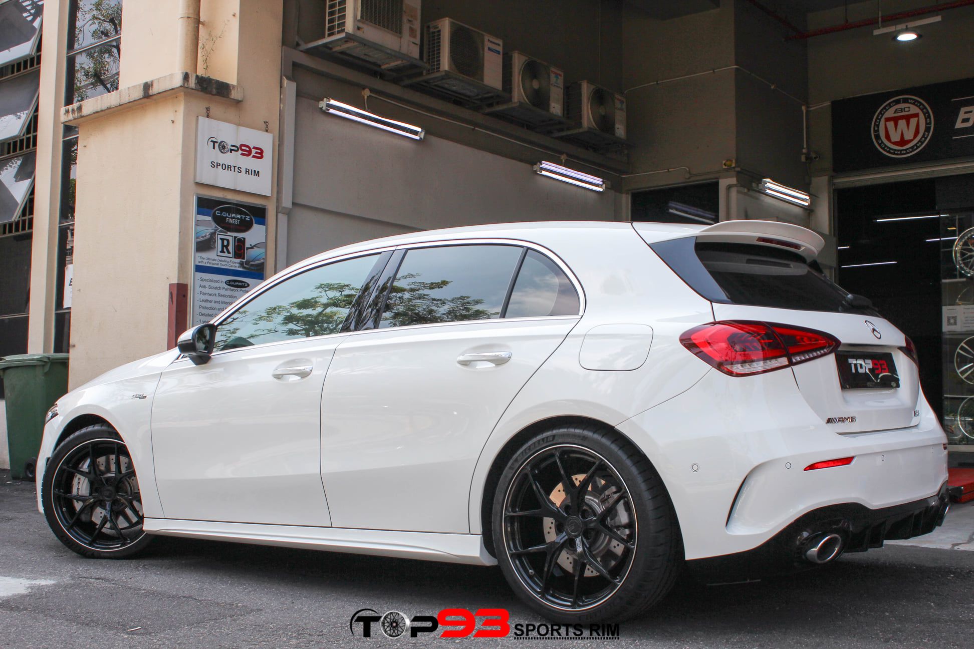 Mercedes-Benz A35 AMG W177 White BC Forged RZ21