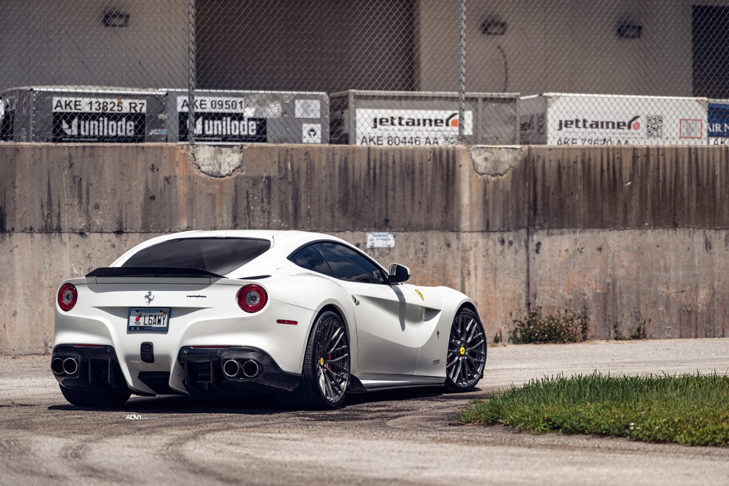 white-ferrari-f12-berlinetta-mesh-racing-wheels-adv1-carbon-fiber-rims-g