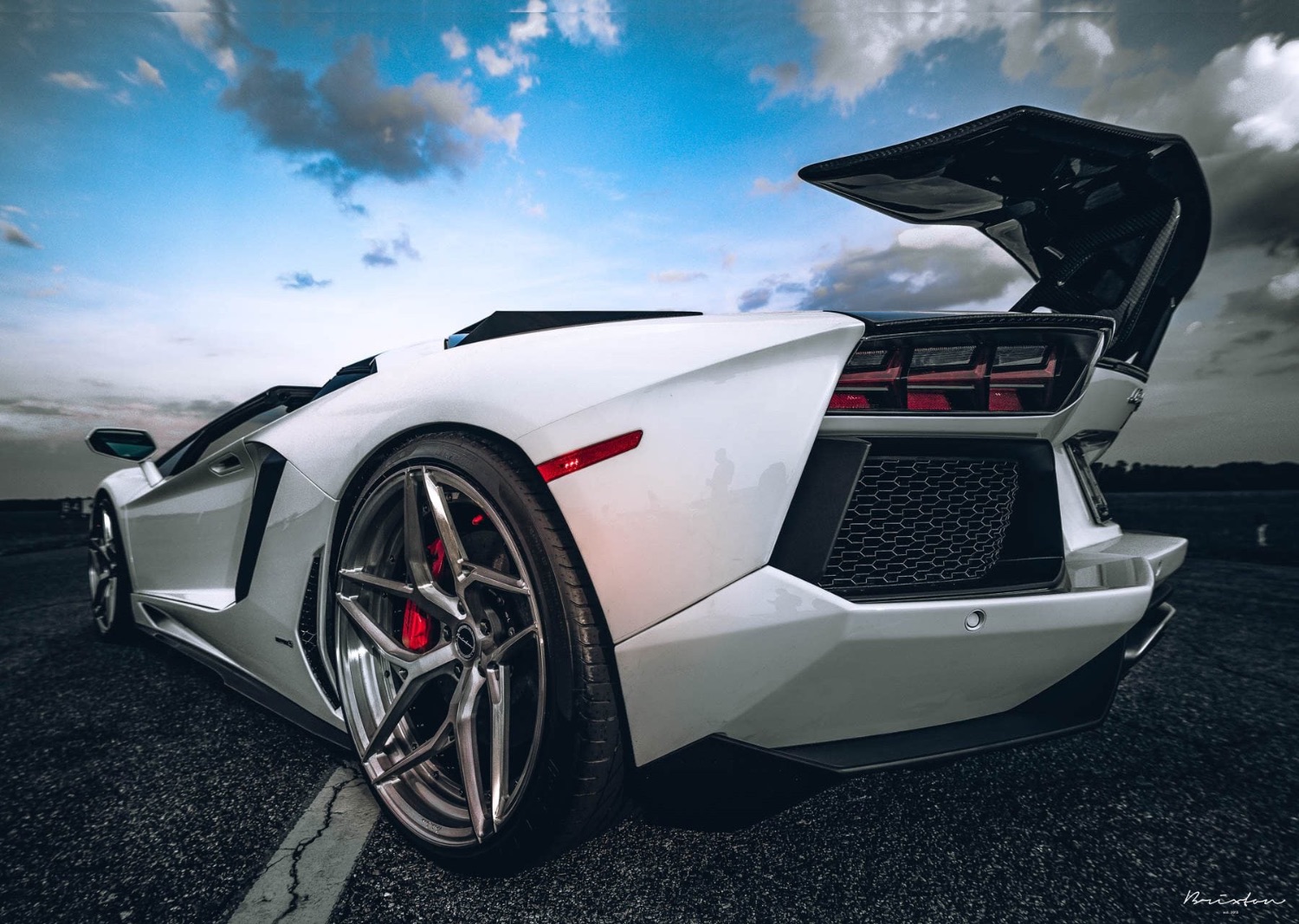 white-lamborghini-aventador-roadster-brixton-forged-pf5-duo-series-forged-wheels-concave-brushed-single-tint-21-22-4-1800x1281