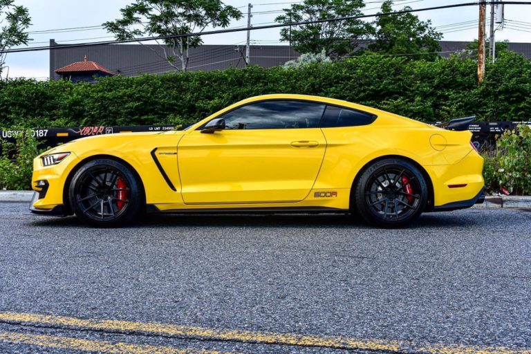 Ford Shelby Mustang GT350R Yellow Signature SV702 Wheel | Wheel Front